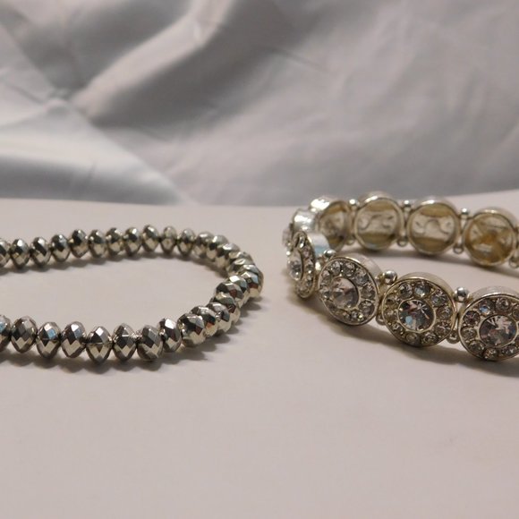 JEWELRY LOT of 4 Bracelets - Picture 8 of 11